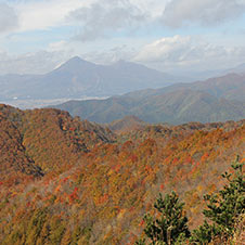 額取山